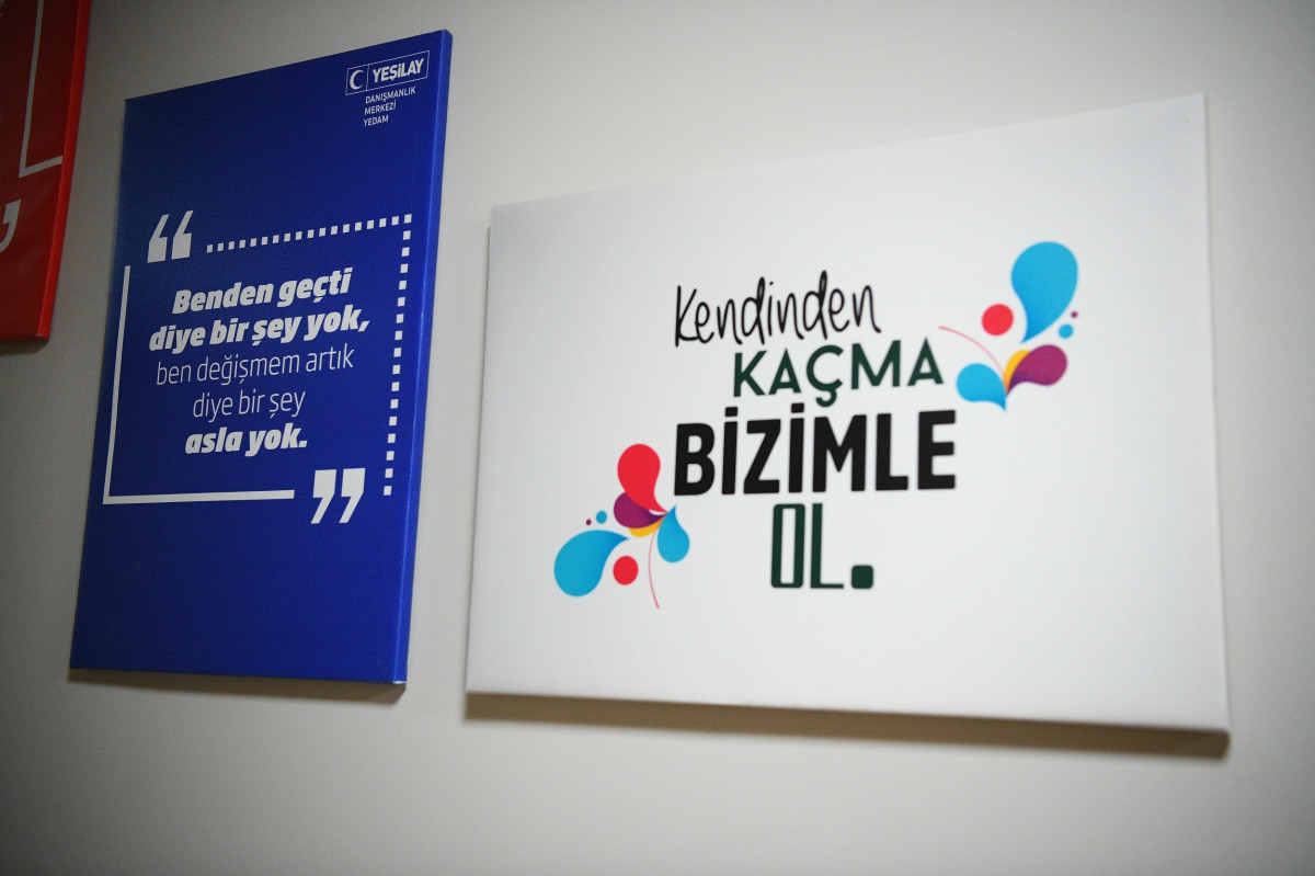 BU MERKEZ BAĞIMLILIKLA MÜCADELEDE ÖNCÜ ROL ÜSTLENİYOR  