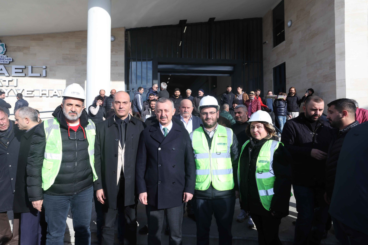 BÜYÜKŞEHİR YAPTI: GEBZE HALİ, ÇOK GÜZEL OLDU