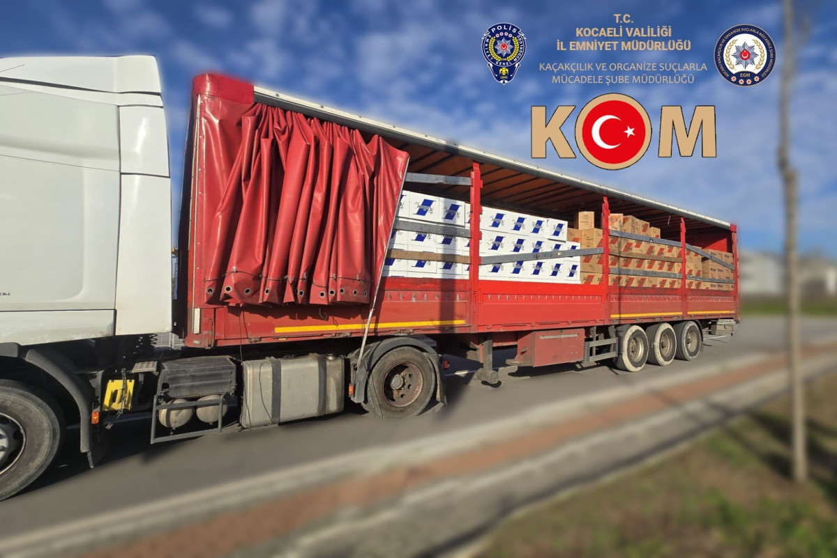 KOCAELİ'DE 9 MİLYON 780 BİN SAHTE BANDROLLÜ BOŞ MAKARON ELE GEÇİRİLDİ     